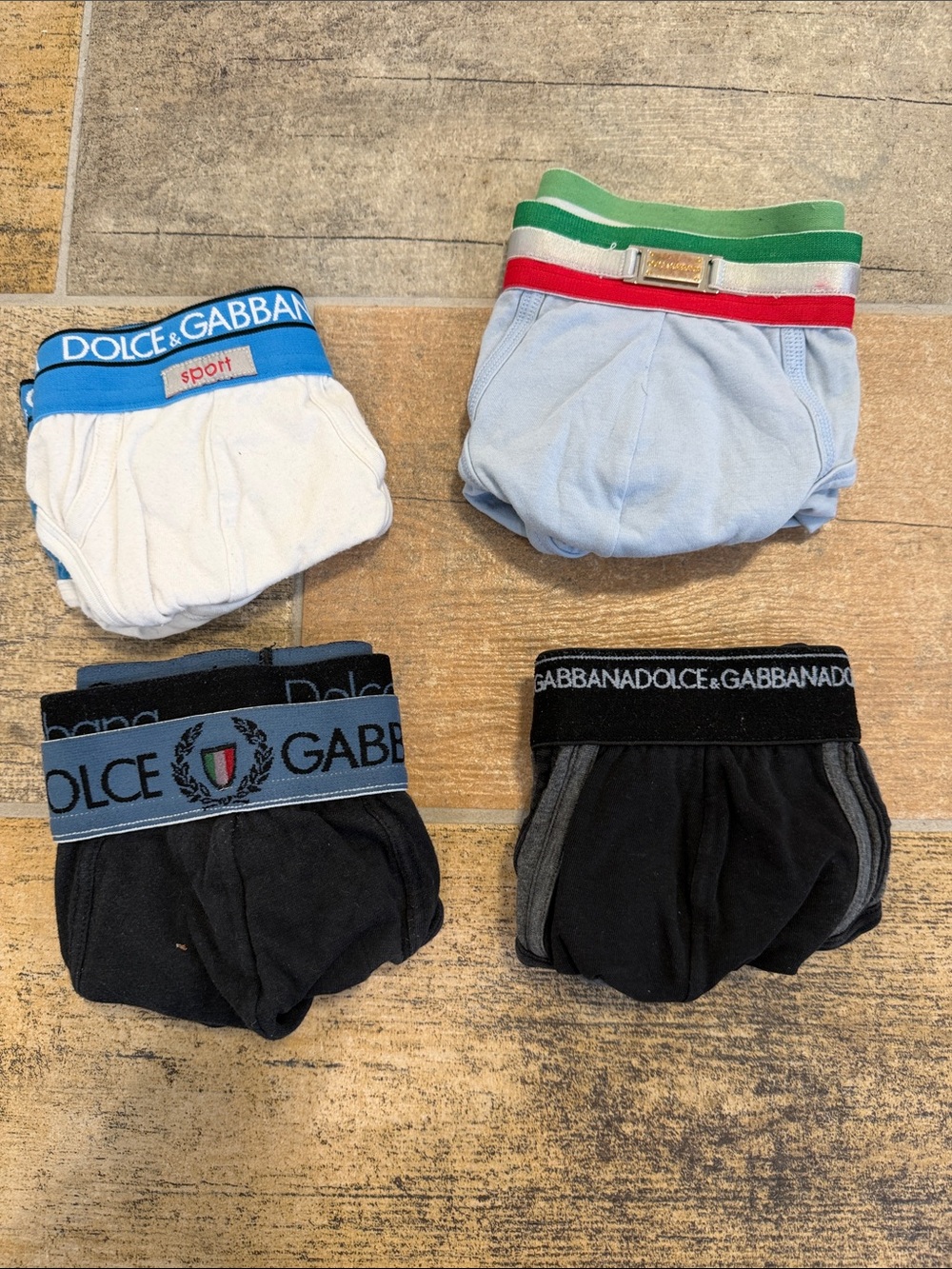 Dolce & Gabbana Men’s Briefs Pack – White, Light Blue, Set of 4 Mens Small S